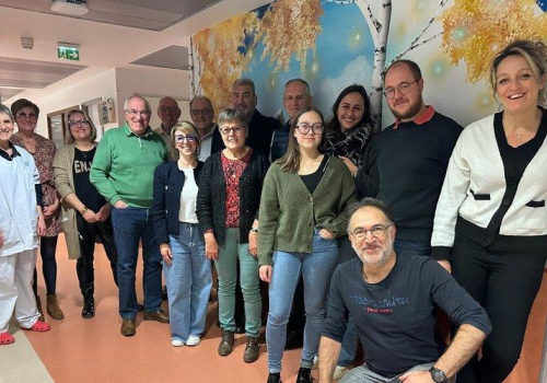 À l’hôpital de Rodez, Sacado en première ligne pour améliorer le quotidien des enfants en détresse psychologique - Auto Sport Rodelle - La passion du rallye historique et des voitures anciennes
